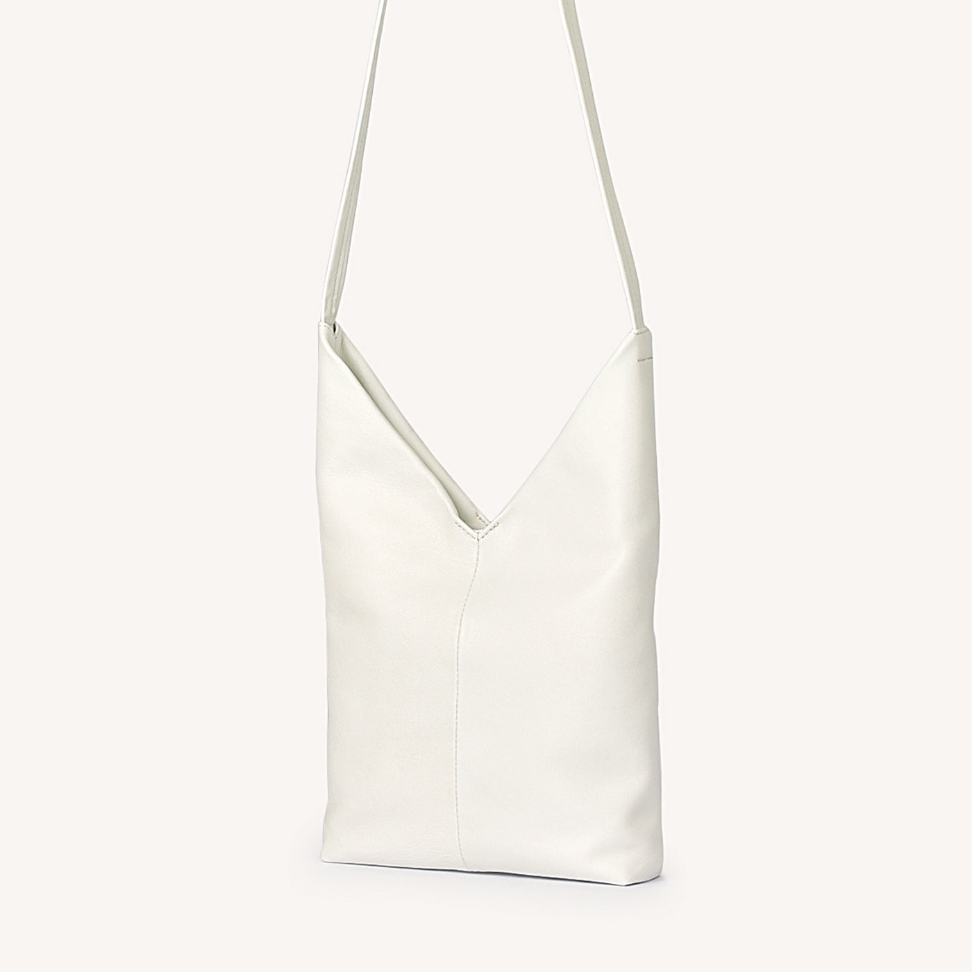 A SHOULDER BAG ＜S＞ WHITE – GOBU｜五分