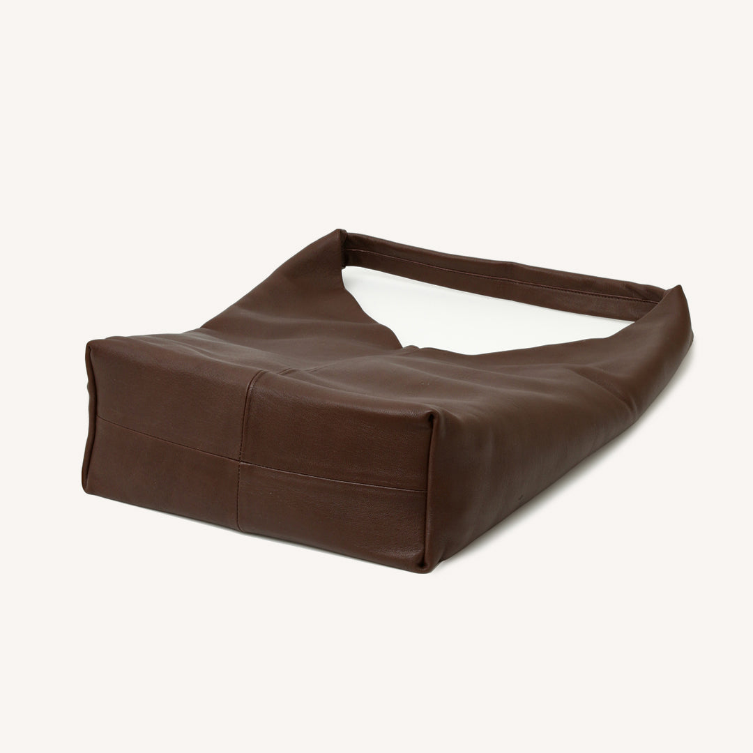 A TOTE BAG ＜L｜Short Handle＞ BROWN